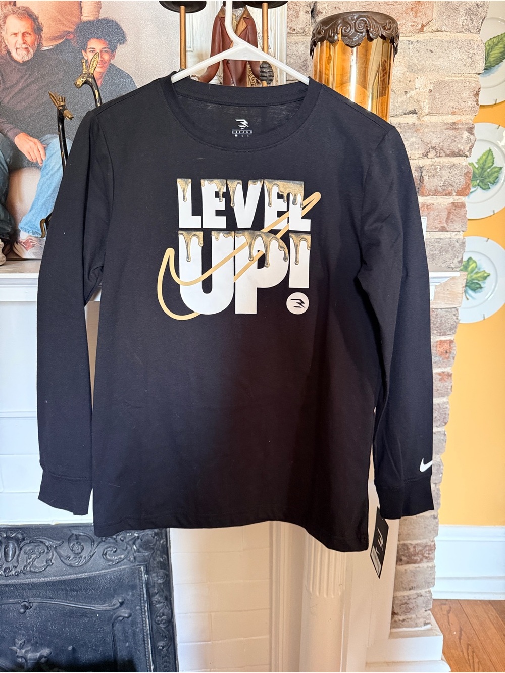 Nike Black Long-Sleeve 'Level Up' Graphic Tee with Gold Accent